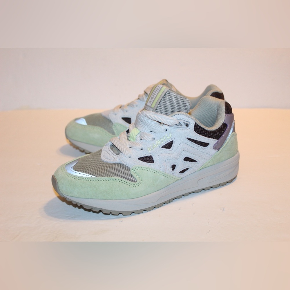 Karhu Legacy 96 Trainers Shoes Size Mens 5/ Women’s 6.5 NEW